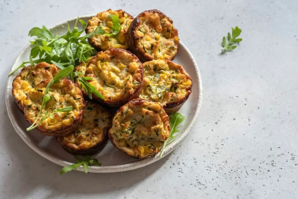 muffin di baccalà con i broccoli cotti al vapore