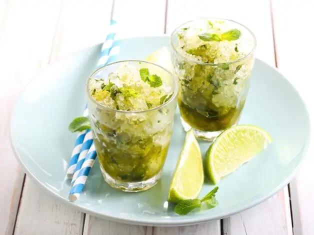 GRANITA AL LIMONE E MENTA CON SOLI 3 INGREDIENTI E SENZA ZUCCHERO